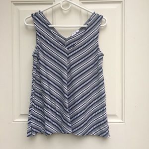 Gap striped v-neck top XS